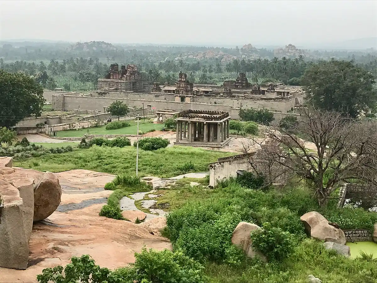  Sunset on Hemakuta Hill