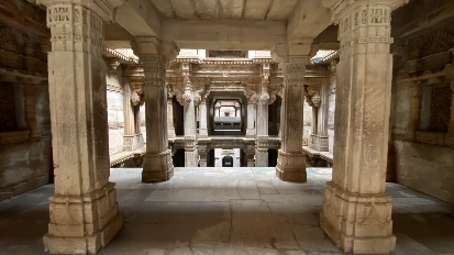 Adalaj Stepwell
