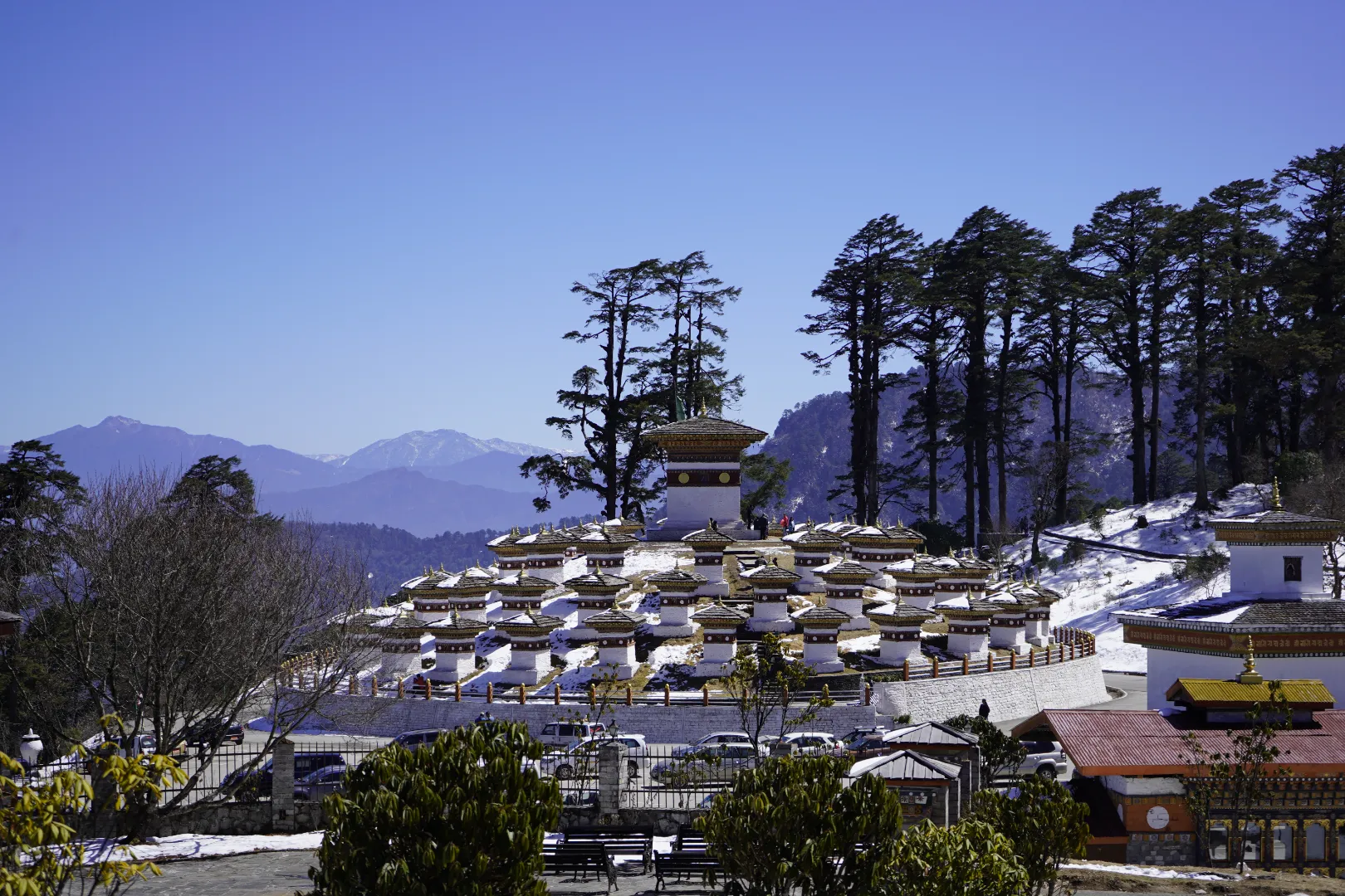 Dochula Pass Bhutan photo