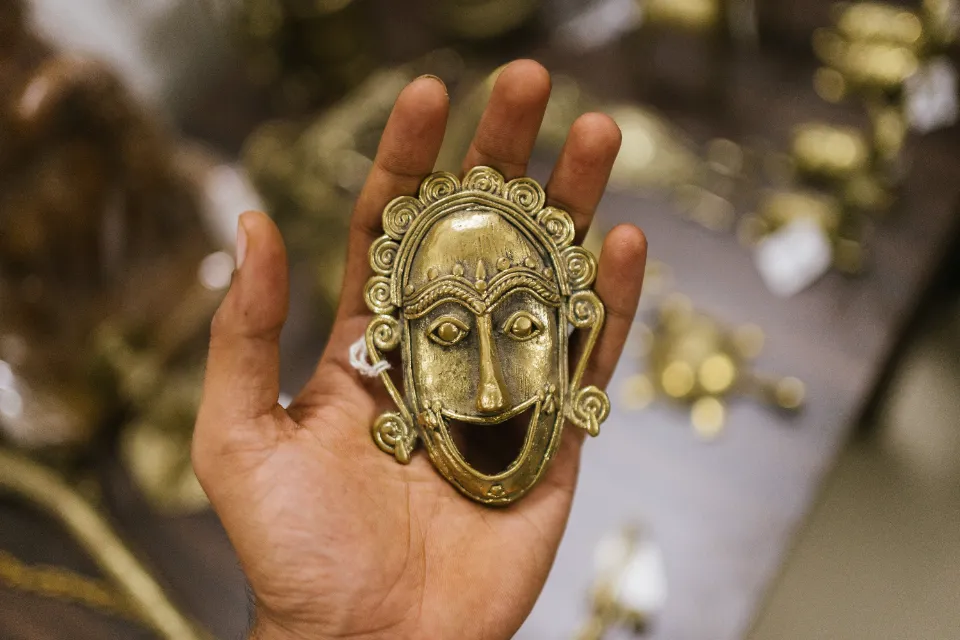 Explore Tribal Arts & Crafts